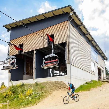 Spacious, Modern Apartment, Ten Minutes Walk From The Centre * Winterberg
